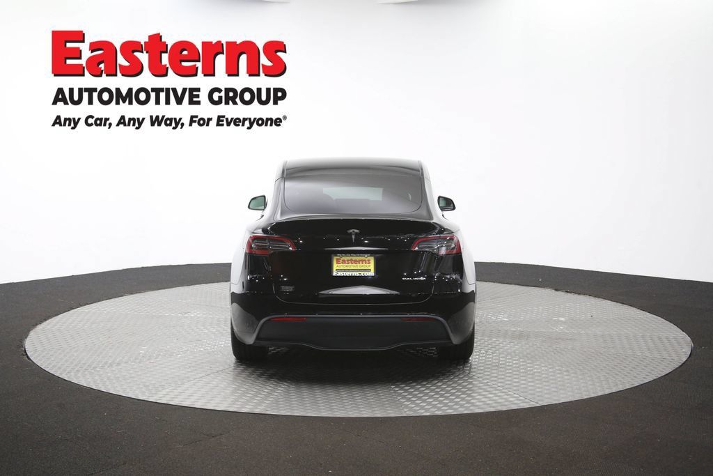 Used 2021 Tesla Model Y Long Range AWD/4WD image 32