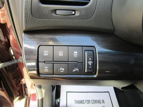 Used 2012 Kia Sorento EX w/ EX V6 Premium Pkg AWD/4WD image 19