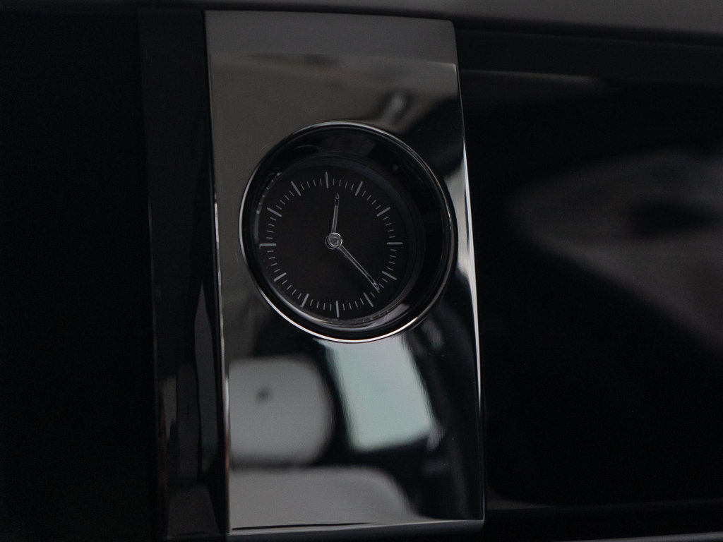 Certified 2023 Rolls-Royce Ghost Extended Wheelbase w/ Ghost Package AWD/4WD image 48