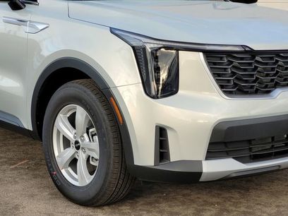 New 2026 Kia Sorento LX
