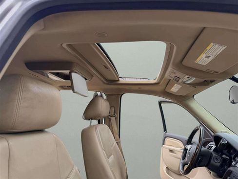 Used 2013 GMC Yukon Denali image 25