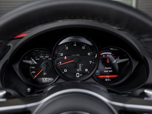 Certified 2023 Porsche 718 Boxster RWD image 28