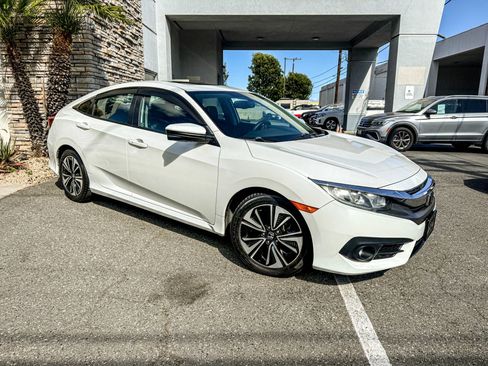 Used 2018 Honda Civic EX-L image 1