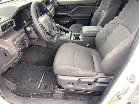 Used 2024 Toyota Tacoma SR5 RWD image 17