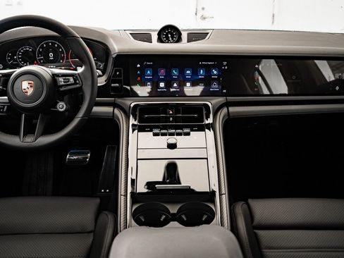 New 2026 Porsche Panamera GTS image 6