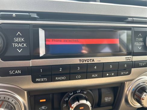 Used 2010 Toyota 4Runner SR5 w/ Convenience Pkg AWD/4WD image 53