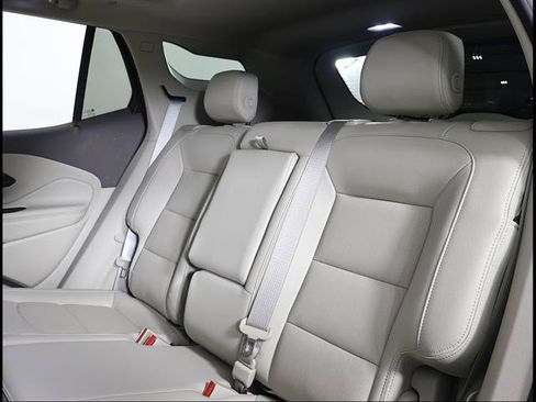 Used 2020 GMC Terrain Denali w/ Denali Premium Package FWD image 10