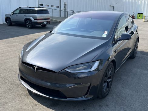 Used 2024 Tesla Model X AWD/4WD image 5