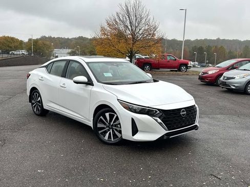 New 2025 Nissan Sentra SV w/ SV Premium Package image 2
