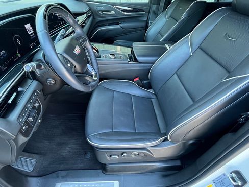 Used 2023 Cadillac Escalade Sport w/ LPO, ONYX Package image 5