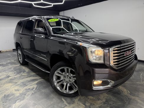 Used 2017 GMC Yukon SLT AWD/4WD image 6