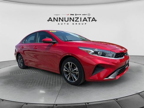 Used 2023 Kia Forte LXS FWD image 7