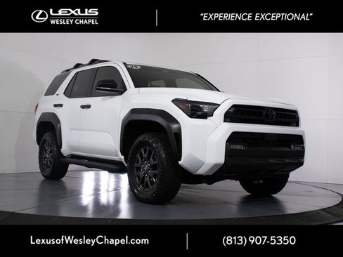 Used 2025 Toyota 4Runner SR5 AWD/4WD image 1