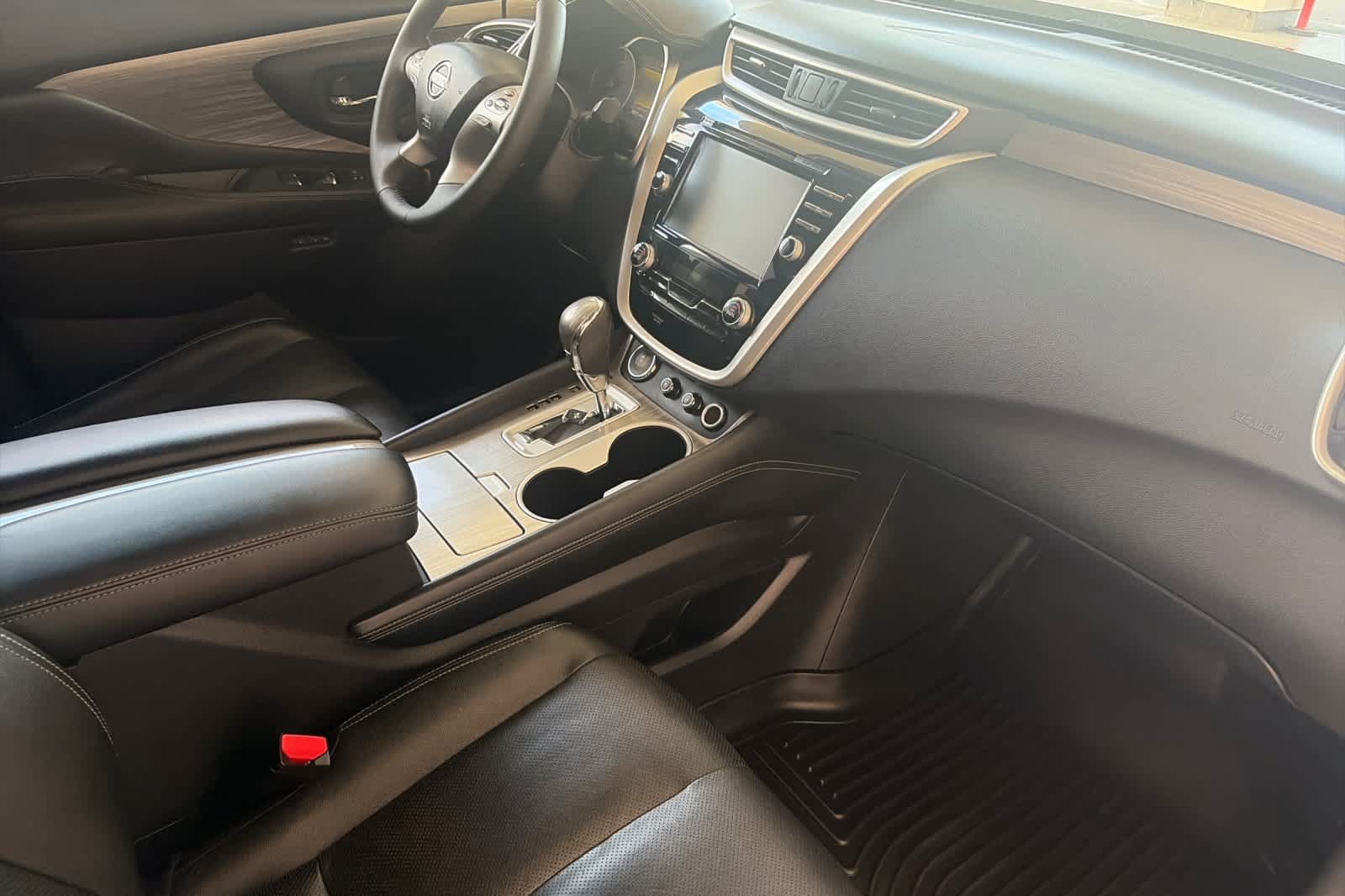 Used 2017 Nissan Murano Platinum w/ Platinum Technology Package FWD image 17