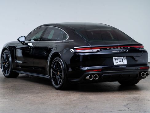 Used 2022 Porsche Panamera Turbo S Executive AWD/4WD image 5