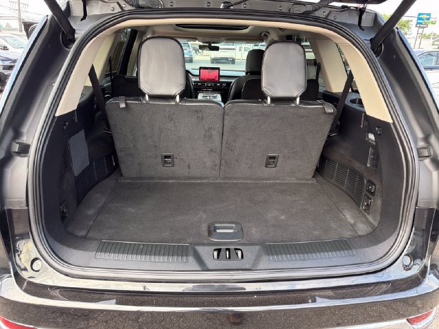 Certified 2024 Lincoln Aviator AWD w/ Premium Package image 26