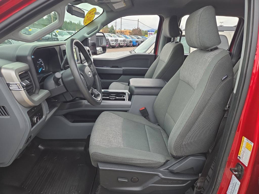 Used 2024 Ford F250 XLT w/ FX4 Off-Road Package AWD/4WD image 14
