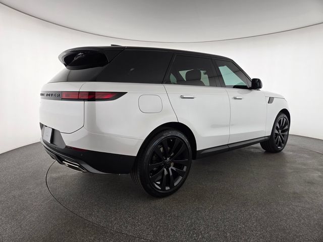 New 2026 Land Rover Range Rover Sport SE AWD/4WD image 2