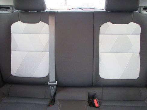 Used 2024 Chevrolet Trax LS w/ LS Convenience Package image 19