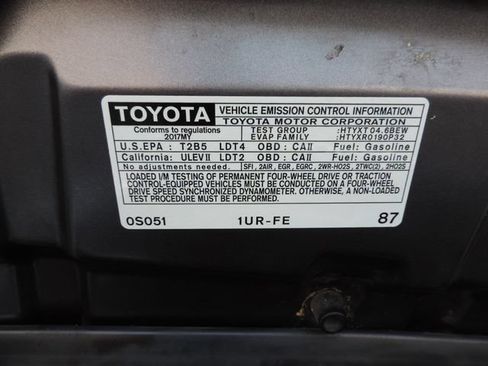 Used 2017 Toyota Tundra SR5 w/ SR5 Upgrade Package RWD image 17