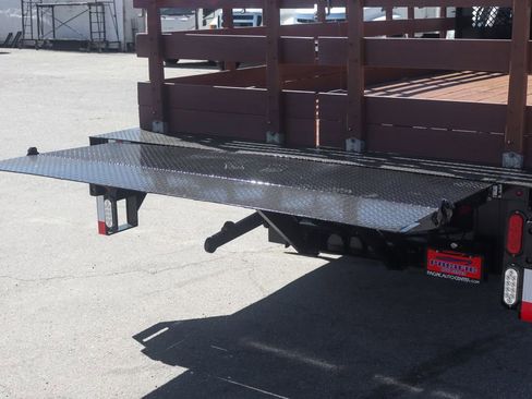 Used 2021 Ford F550 XLT image 9