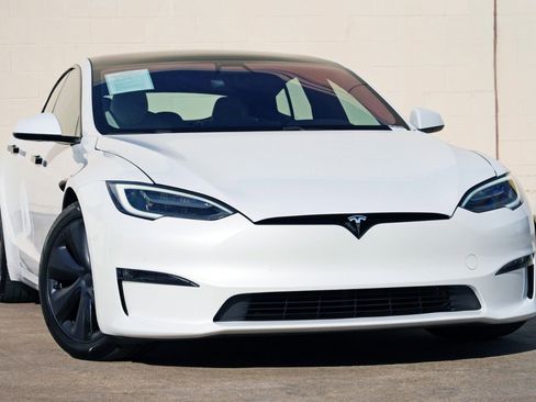 Used 2021 Tesla Model S Long Range AWD/4WD image 4