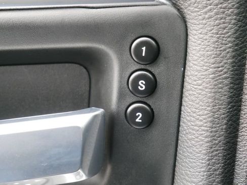 Used 2024 RAM 2500 Laramie w/ Night Edition image 31