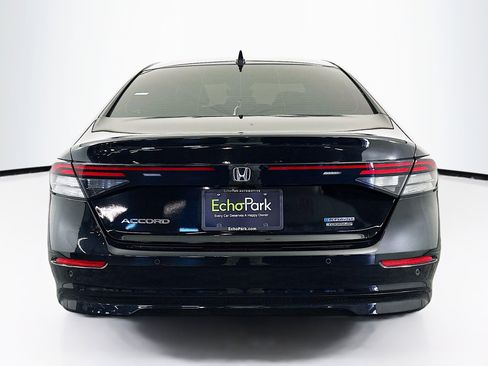 Used 2023 Honda Accord Touring image 7