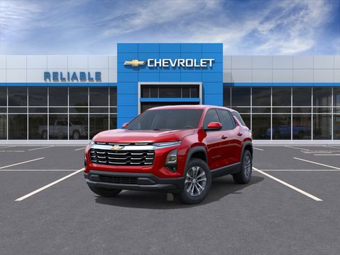 New 2026 Chevrolet Equinox LT w/ Safety and Technology Package FWD image 8