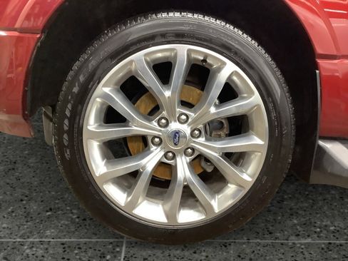 Used 2017 Ford Expedition EL XLT w/ Equipment Group 202A image 14