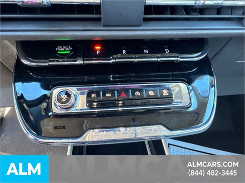 Used 2024 Lincoln Corsair AWD image 34