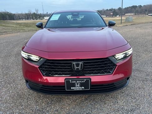 Used 2024 Honda Accord Sport image 6