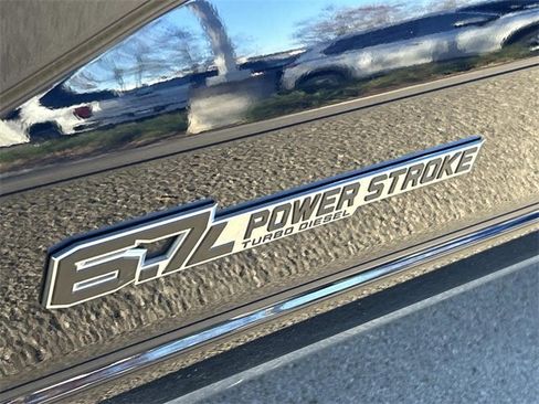 Certified 2024 Ford F350 Lariat w/ Lariat Ultimate Package image 11