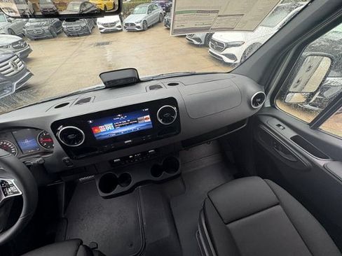 New 2026 Mercedes-Benz Sprinter 2500 image 11