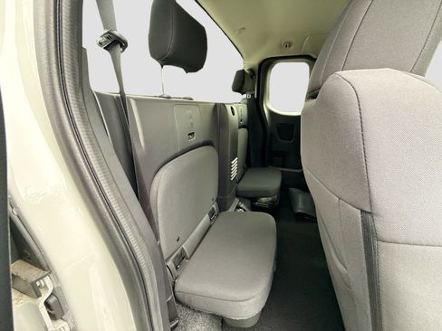 Used 2023 Nissan Frontier S w/ Technology Package image 20