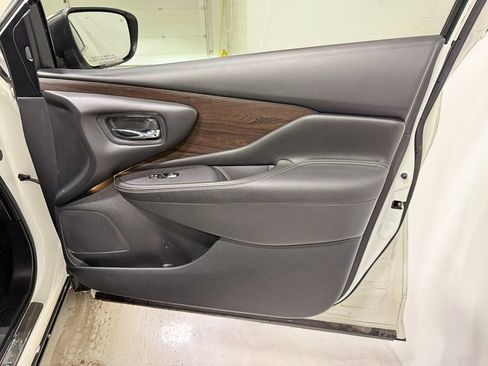 Used 2021 Nissan Murano Platinum w/ Cargo Package AWD/4WD image 40