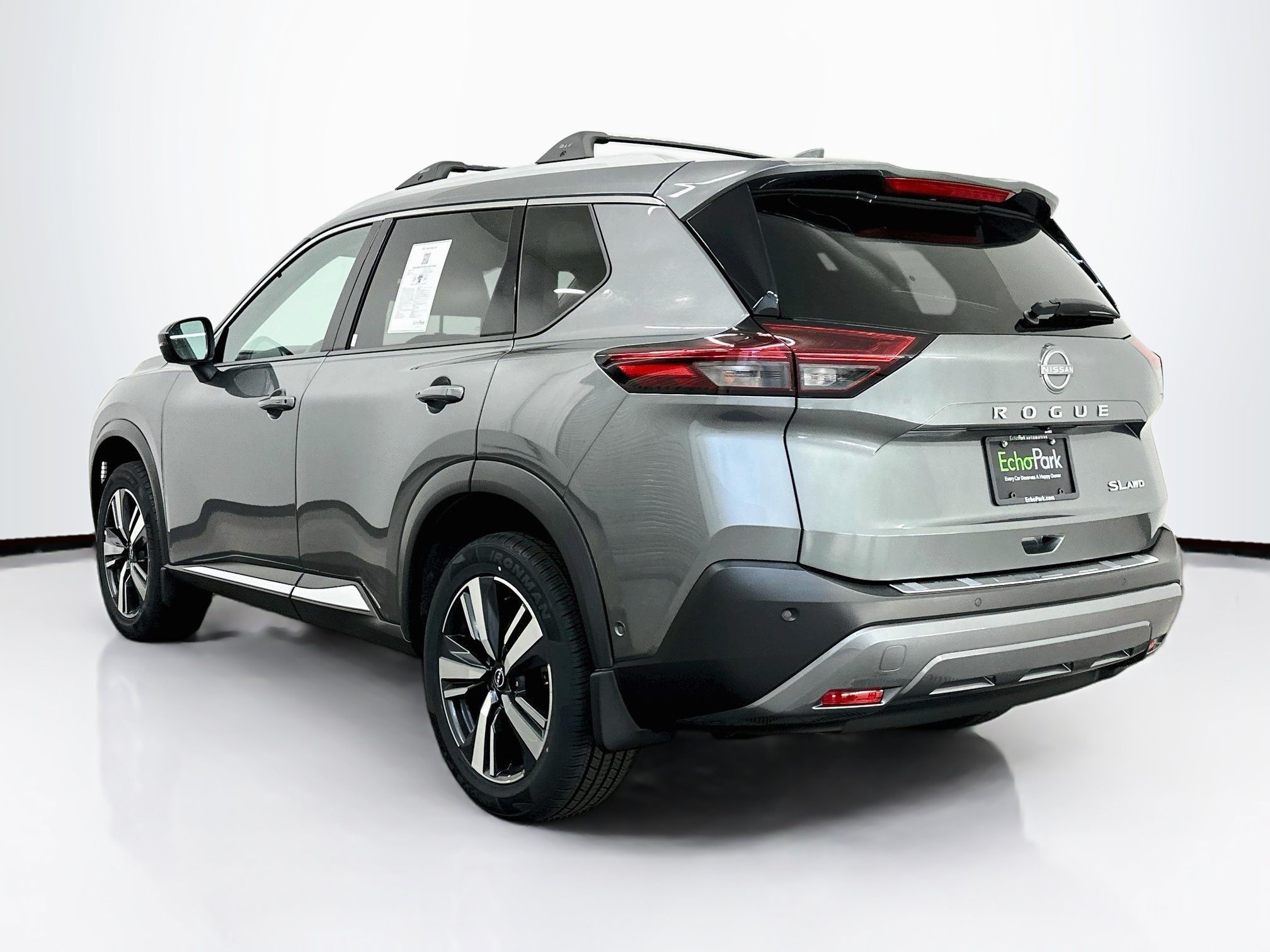 Used 2023 Nissan Rogue SL w/ SL Premium Package AWD/4WD image 5