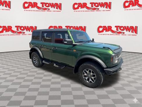Used 2024 Ford Bronco Badlands AWD/4WD image 2