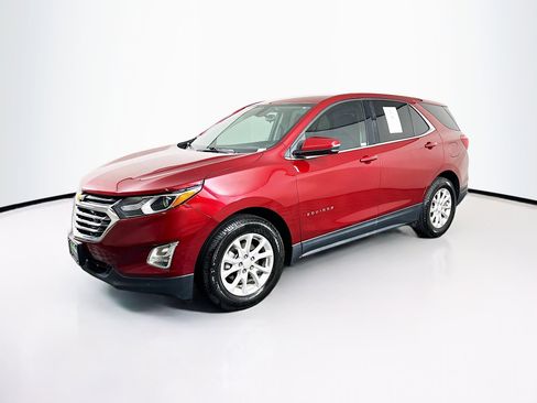 Used 2019 Chevrolet Equinox LT image 3