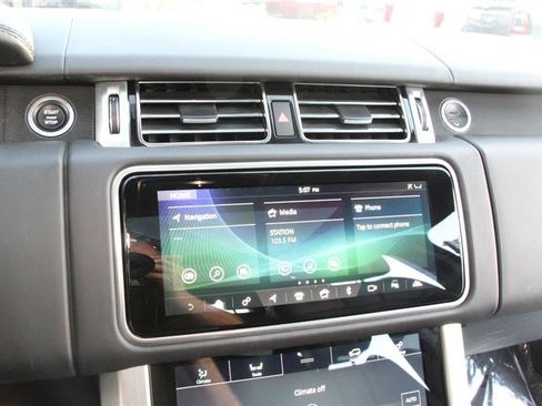 Used 2020 Land Rover Range Rover HSE image 32
