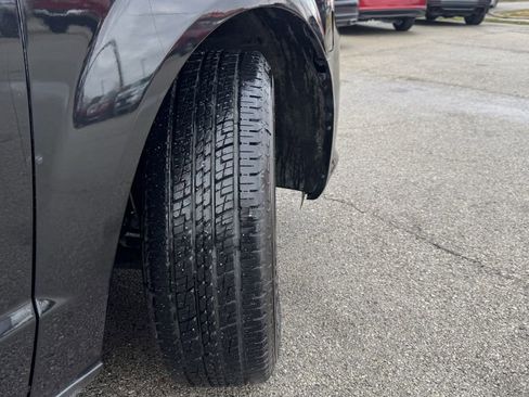 Used 2020 Dodge Grand Caravan SXT image 11