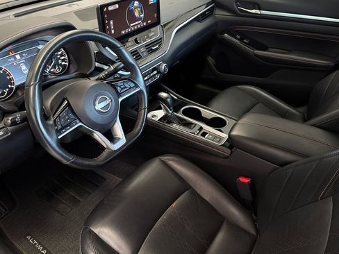 Used 2023 Nissan Altima 2.0 SR image 10