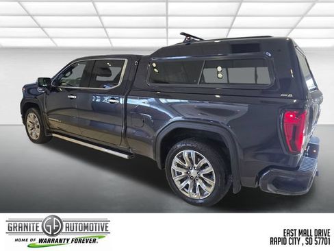 Used 2024 GMC Sierra 1500 Denali w/ Denali Reserve Package AWD/4WD image 3