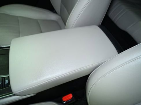 Used 2020 Honda Accord EX-L image 25