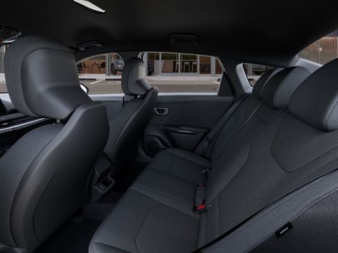 New 2026 Kia K4 FWD image 18