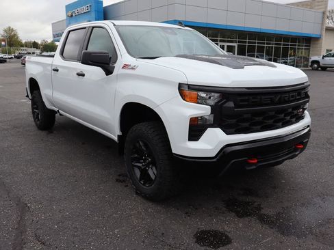 New 2026 Chevrolet Silverado 1500 Custom Trail Boss AWD/4WD image 2