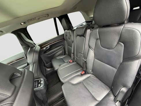 Used 2019 Volvo XC90 T6 Momentum w/ Advanced Package AWD/4WD image 15