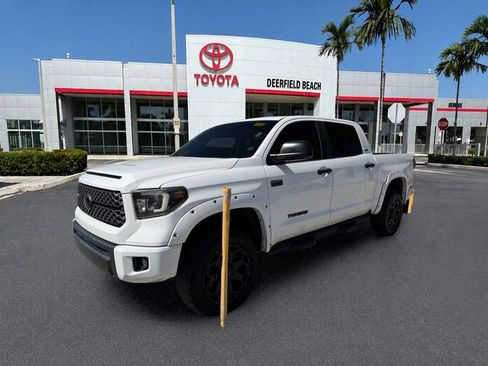 Used 2020 Toyota Tundra SR5 w/ SR5 Leather Package AWD/4WD image 3