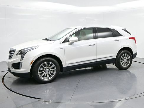 Used 2019 Cadillac XT5 Luxury FWD image 4