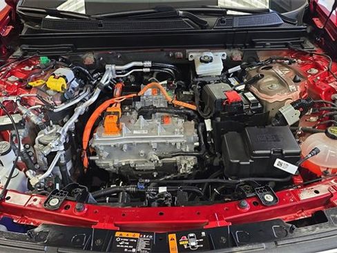 Used 2025 Cadillac Lyriq Luxury w/ LPO, Floor Liner Package image 25